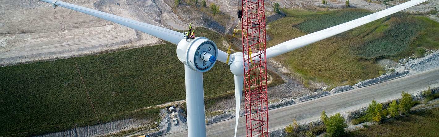 Vídeo] Plan Vertical S.A. en LinkedIn: #eolica #renovables #windfarm  #windbladerepair #ropeaccess